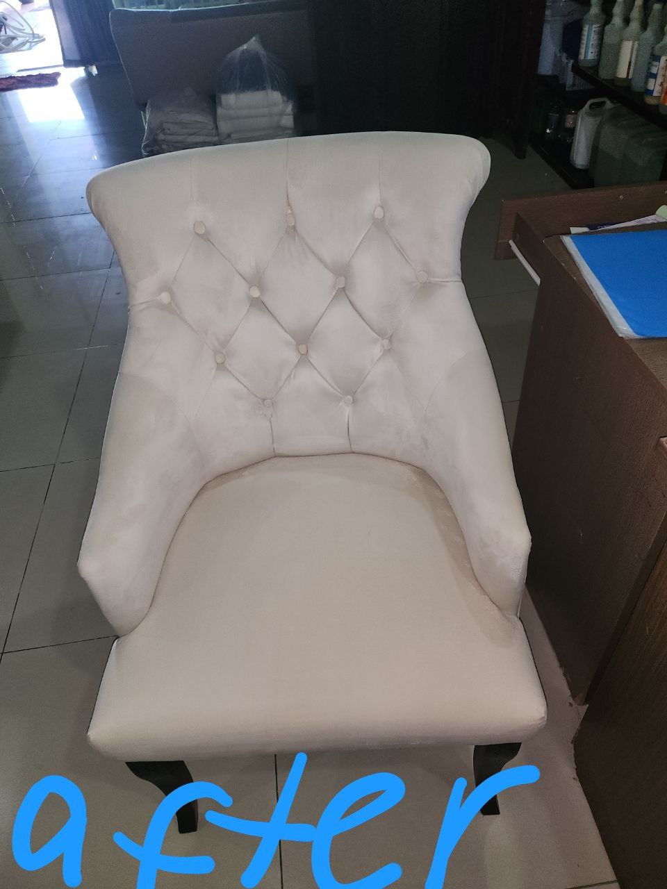Dry cleaning chair
